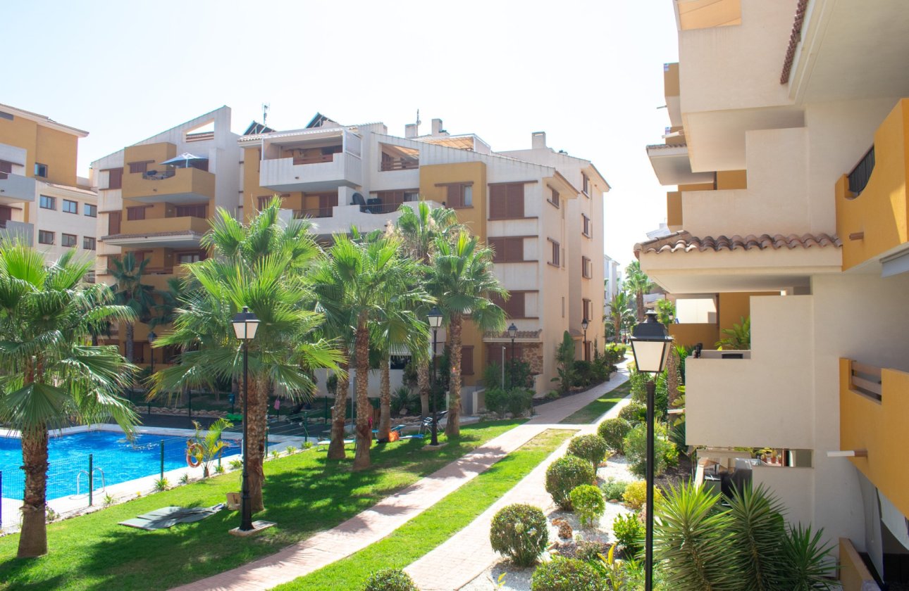 Resale - Apartment / flat - Orihuela Costa - Punta Prima