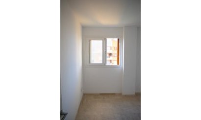 Resale - Apartment / flat - Orihuela Costa - Punta Prima