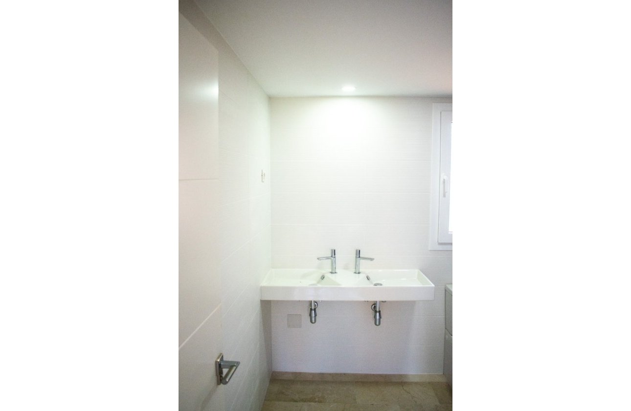 Resale - Apartment / flat - Orihuela Costa - Punta Prima