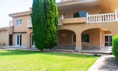 Resale - Villa - Cartagena - La Manga del Mar Menor