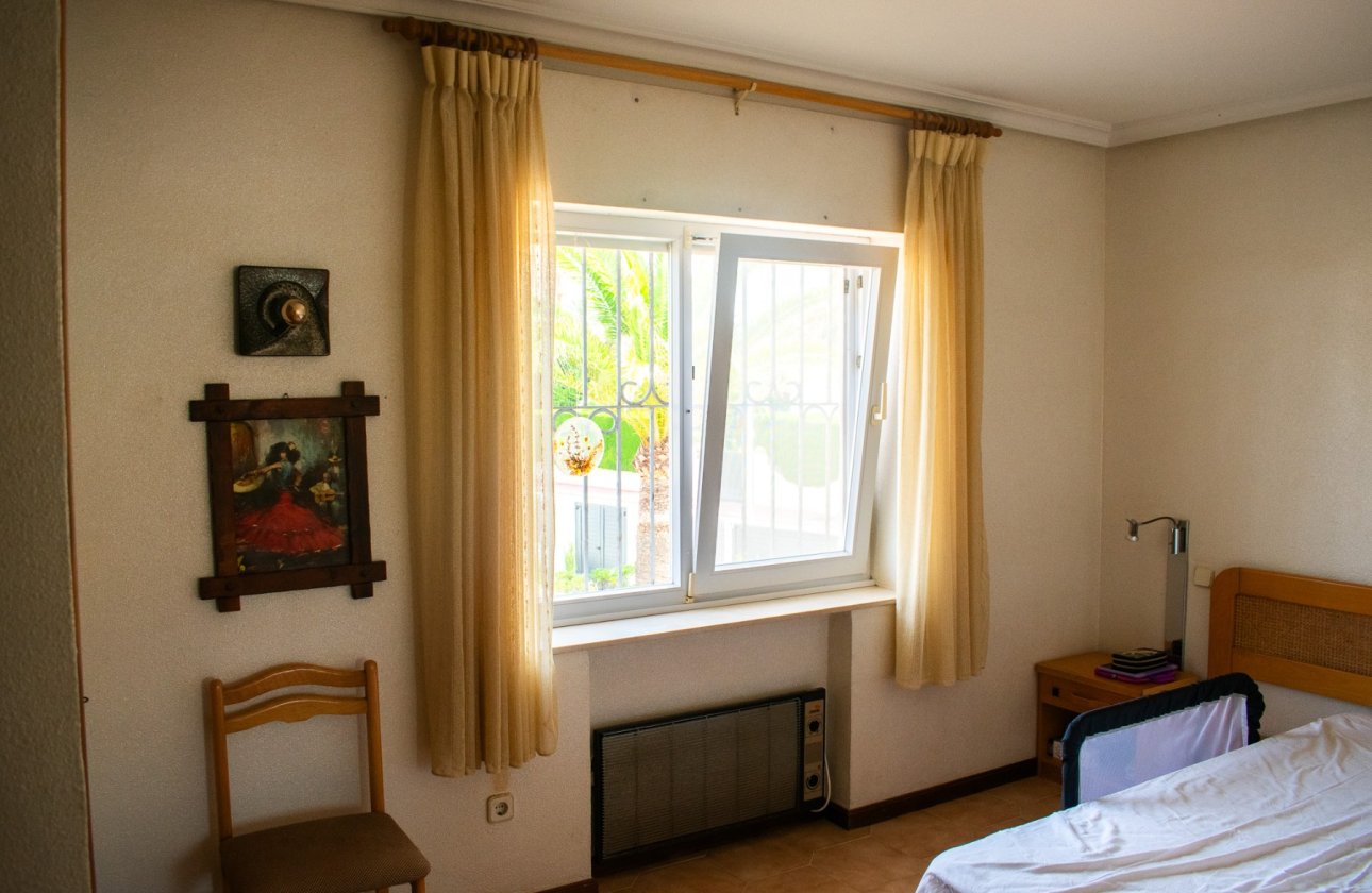 Resale - Villa - Cartagena - La Manga del Mar Menor