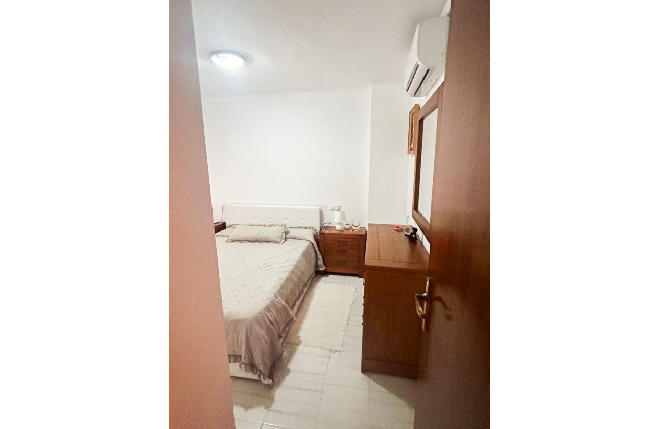 Resale - Duplex - Torrevieja - Centro