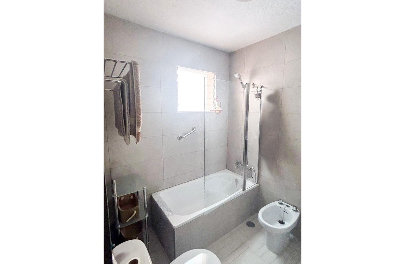Resale - Duplex - Torrevieja - Centro