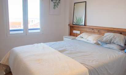 Resale - Apartment / flat - Torrevieja - La Mata