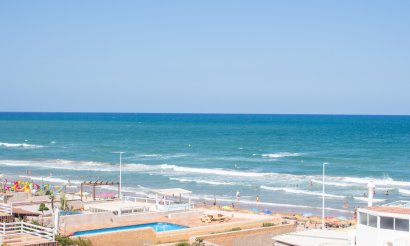 Resale - Apartment / flat - Torrevieja - La Mata