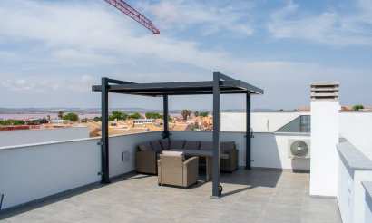 Resale - Villa - Torrevieja - La Siesta - El Salado - Torreta