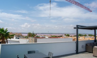 Resale - Villa - Torrevieja - La Siesta - El Salado - Torreta
