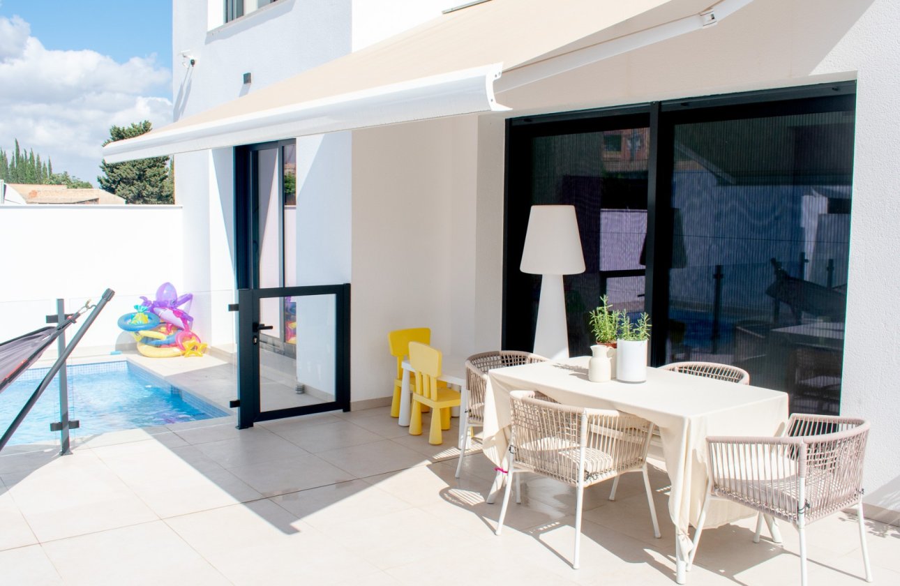 Resale - Villa / Semi detached - Formentera del Segura - Formentera de Segura