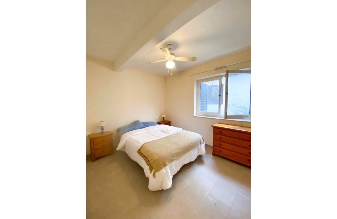 Resale - Villa - Orihuela Costa