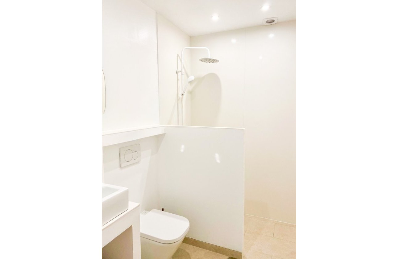 Resale - Villa - Orihuela Costa