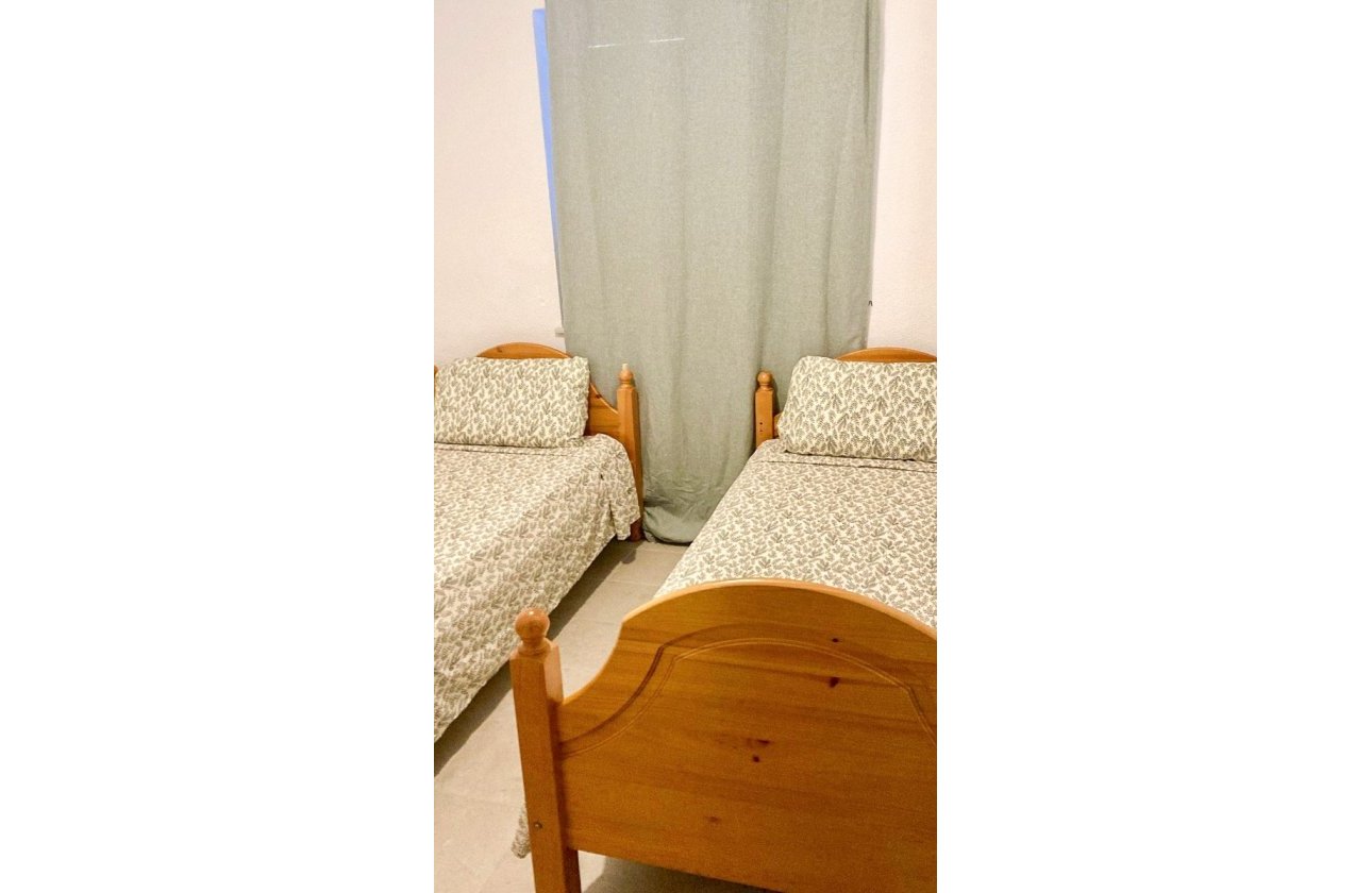 Resale - Villa - Orihuela Costa