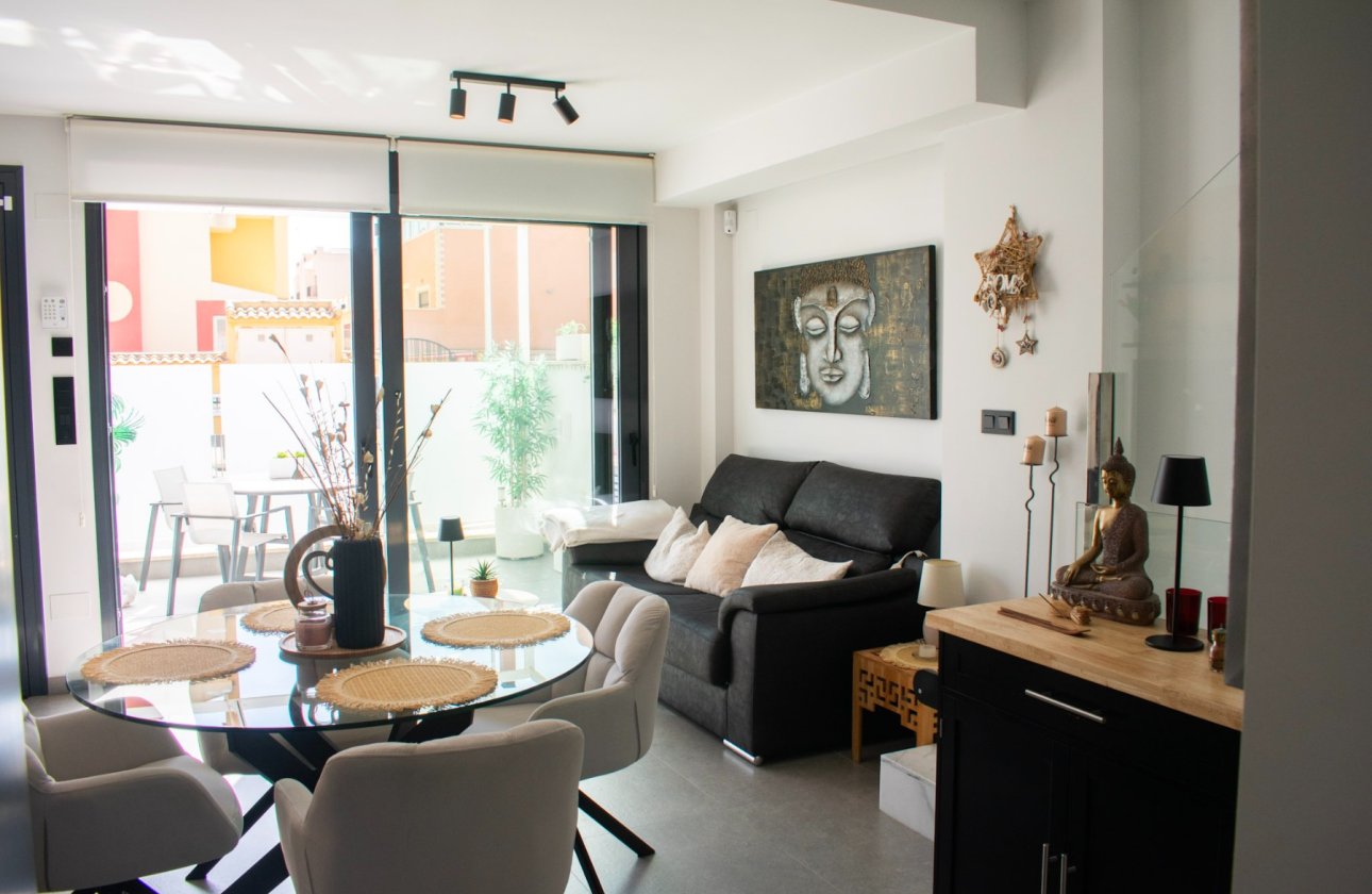 Resale - Villa - Guardamar del Segura - Guardamar