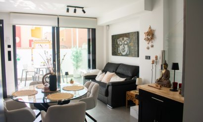 Resale - Villa - Guardamar del Segura - Guardamar