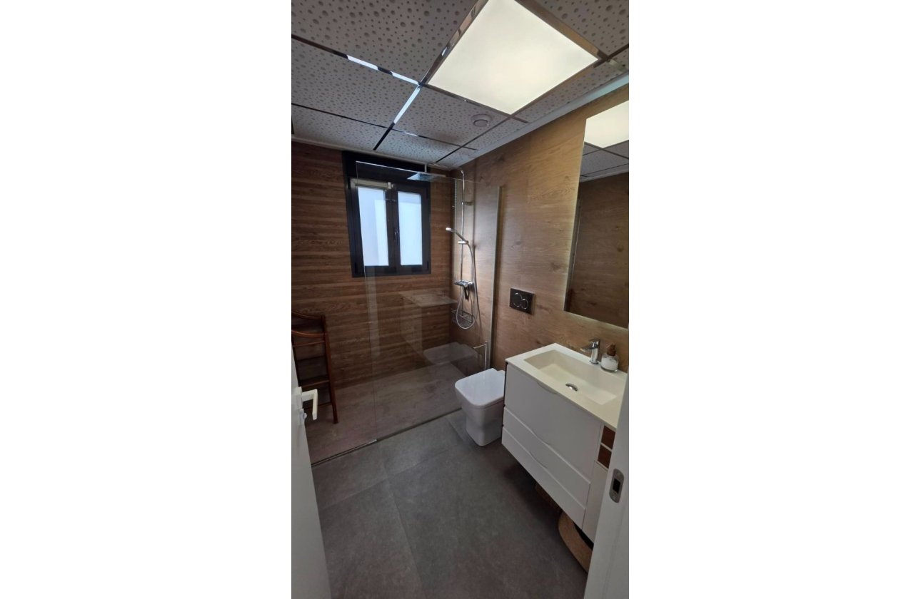 Resale - Villa - Guardamar del Segura - Guardamar