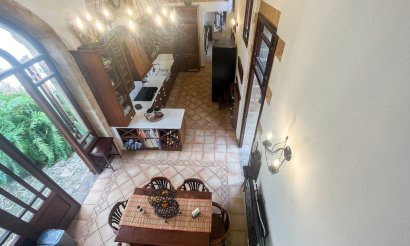 Resale - Villa / Semi detached - Jávea