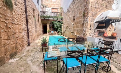 Resale - Villa / Semi detached - Jávea