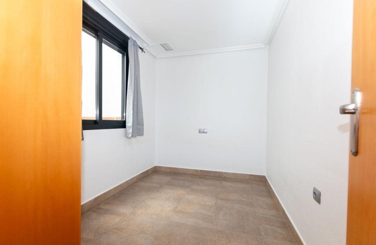 Reventa - Apartamento / piso - La Mata - La Mata - Town