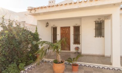Revente - Villa - Guardamar del Segura - Guardamar Playa
