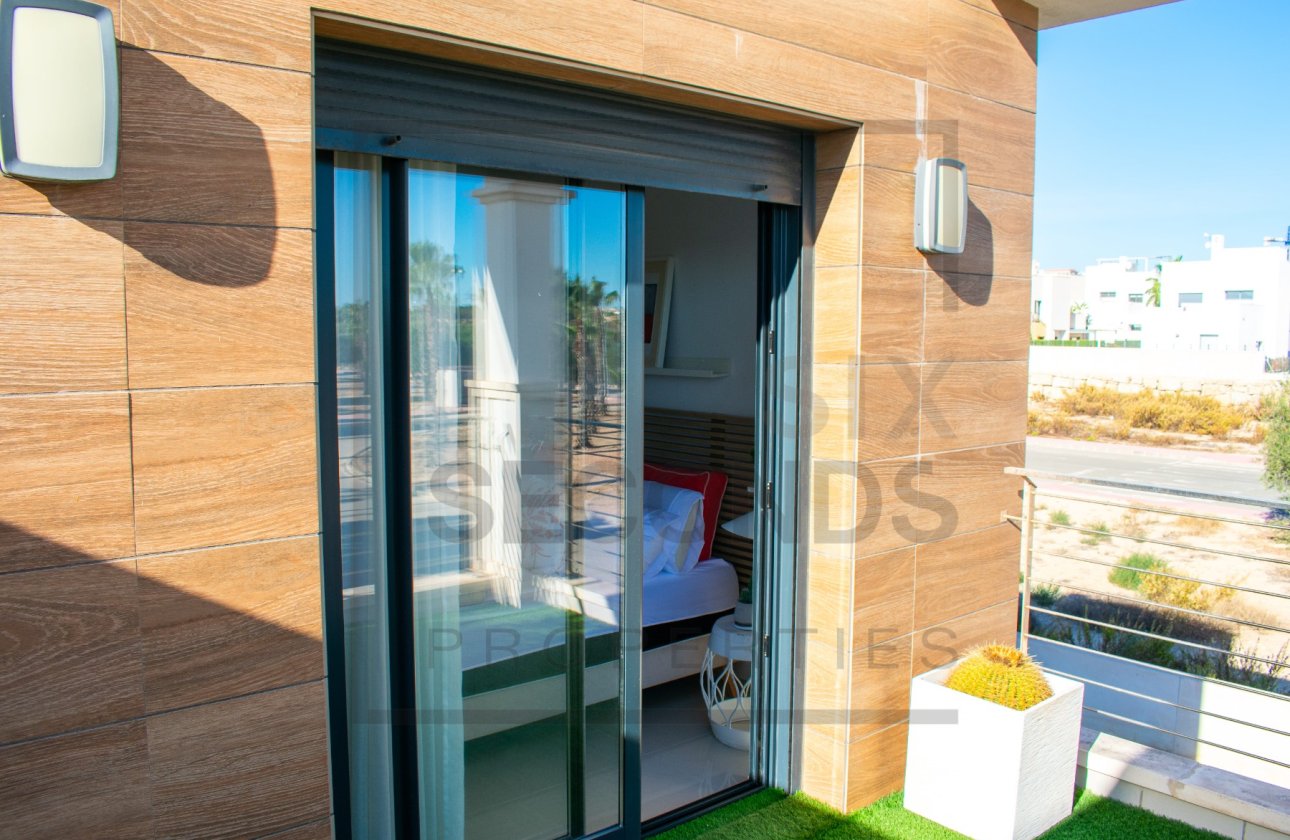 Resale - Villa - Ciudad Quesada