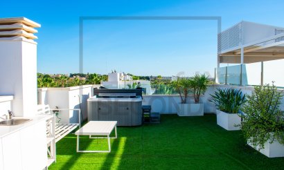 Resale - Villa - Ciudad Quesada