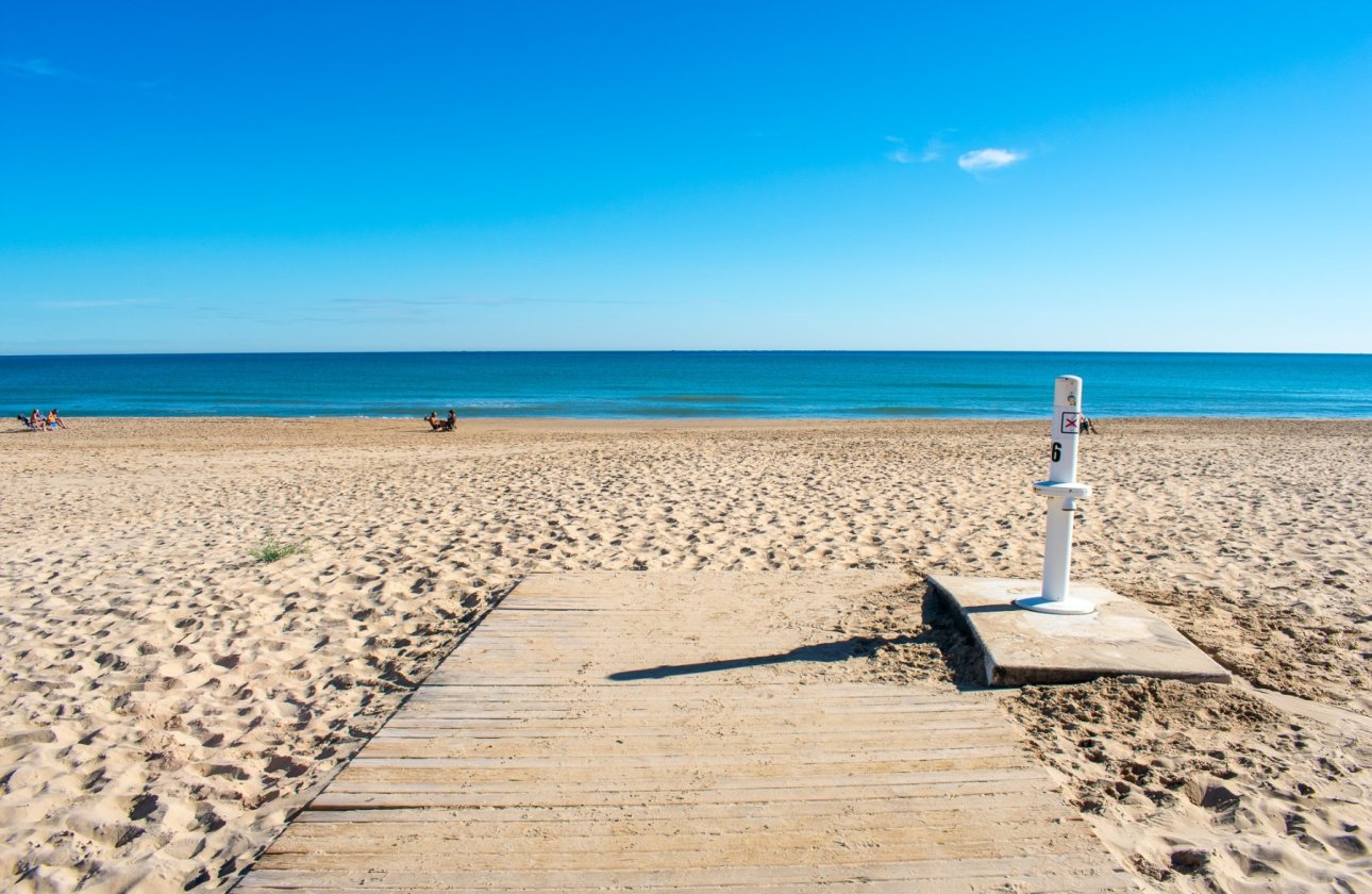 Resale - Villa - Guardamar del Segura - Guardamar Playa