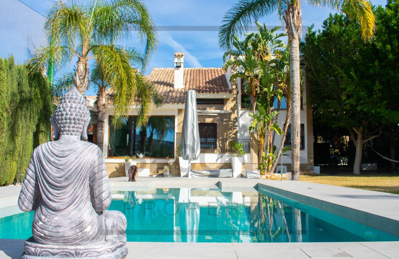 Resale - Villa - Algorfa - La Finca Golf Resort