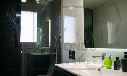 Resale - Villa - Algorfa - La Finca Golf Resort