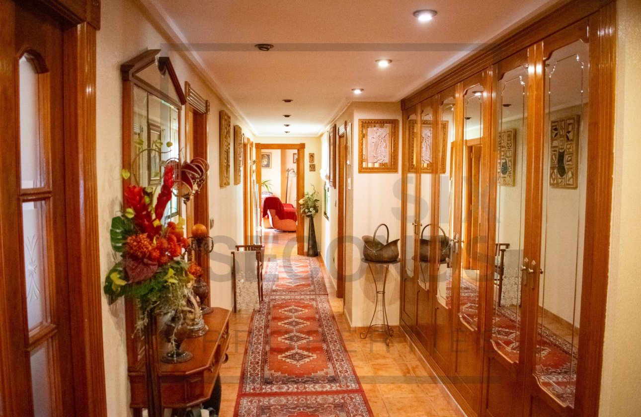 Resale - Villa / Semi detached - Guardamar del Segura - Guardamar pueblo