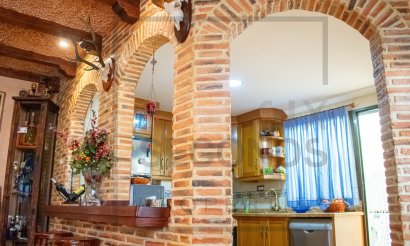 Resale - Villa / Semi detached - Guardamar del Segura - Guardamar pueblo