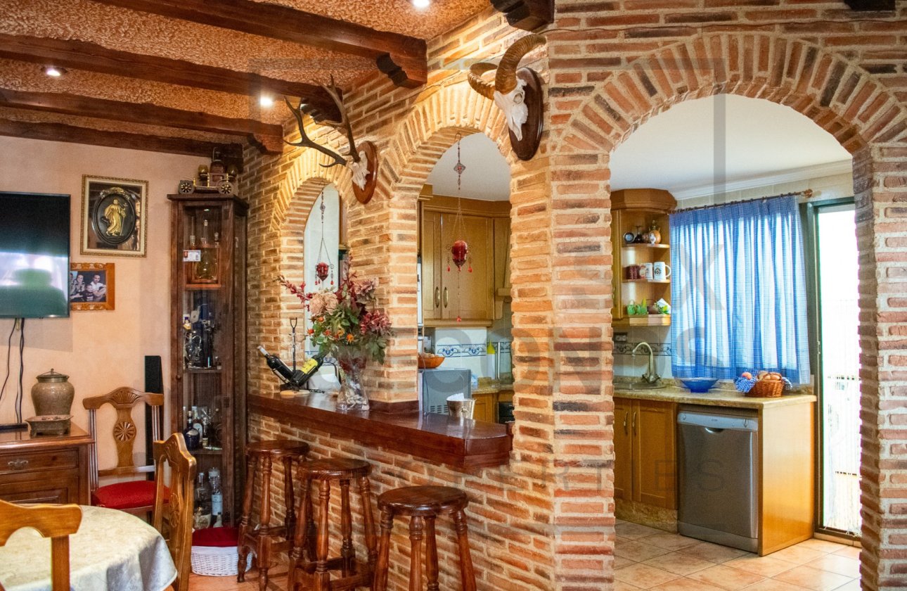 Resale - Villa / Semi detached - Guardamar del Segura - Guardamar pueblo