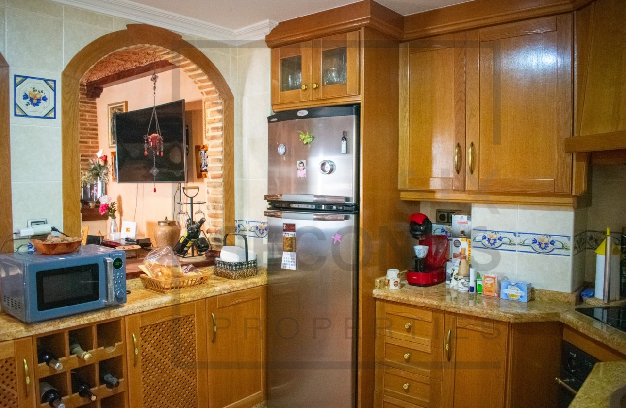 Resale - Villa / Semi detached - Guardamar del Segura - Guardamar pueblo