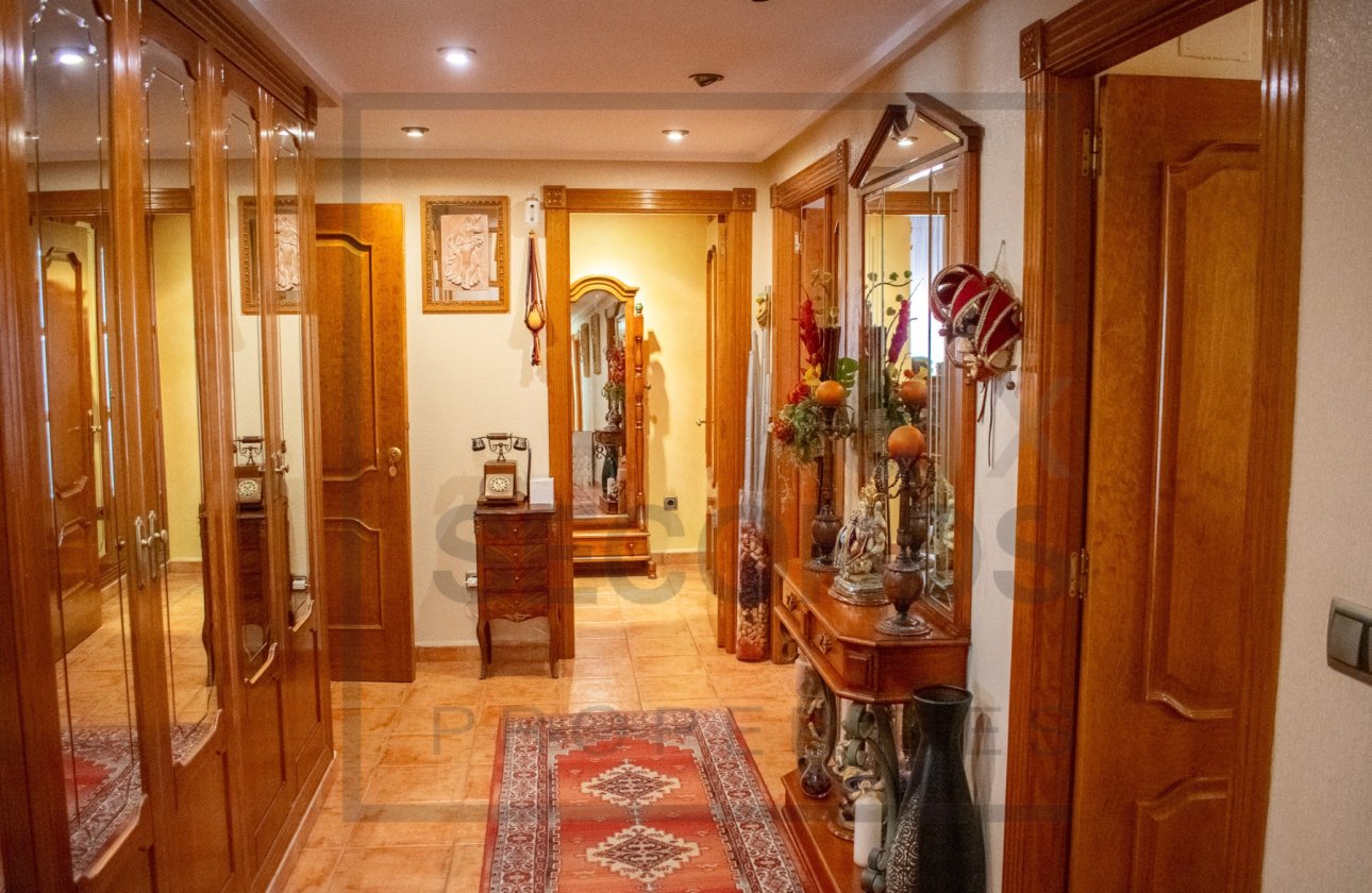 Resale - Villa / Semi detached - Guardamar del Segura - Guardamar pueblo