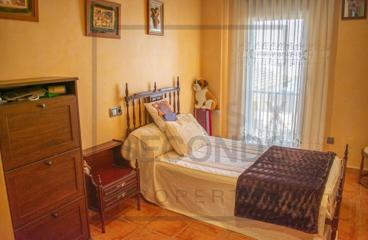 Resale - Villa / Semi detached - Guardamar del Segura - Guardamar pueblo