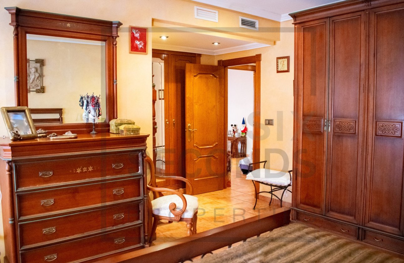 Resale - Villa / Semi detached - Guardamar del Segura - Guardamar pueblo