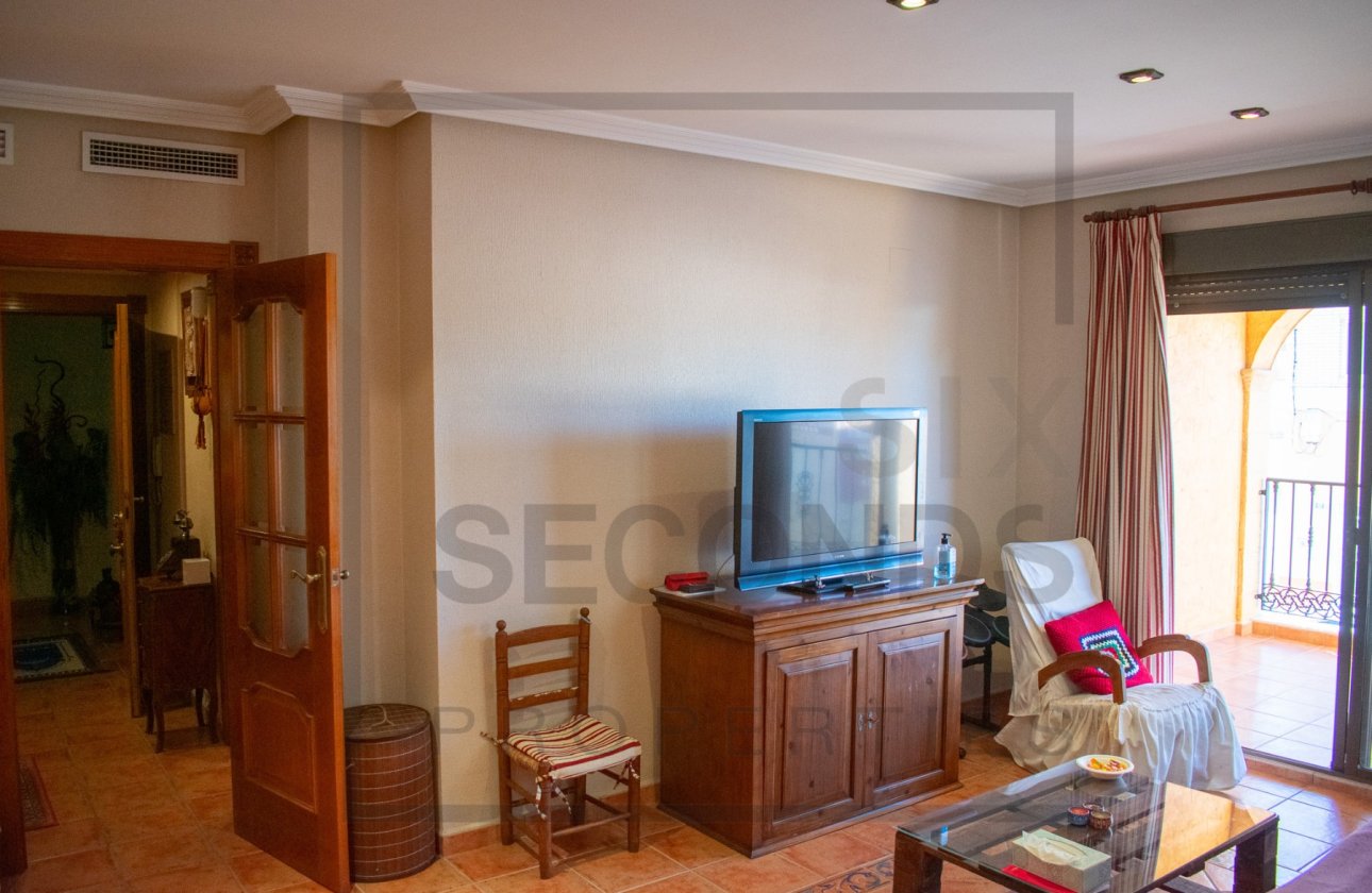 Resale - Villa / Semi detached - Guardamar del Segura - Guardamar pueblo