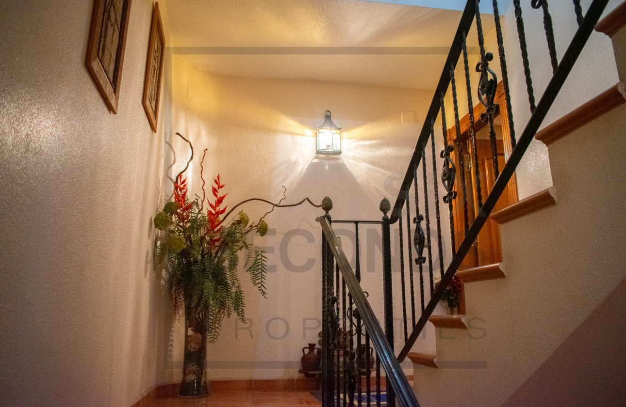 Resale - Villa / Semi detached - Guardamar del Segura - Guardamar pueblo