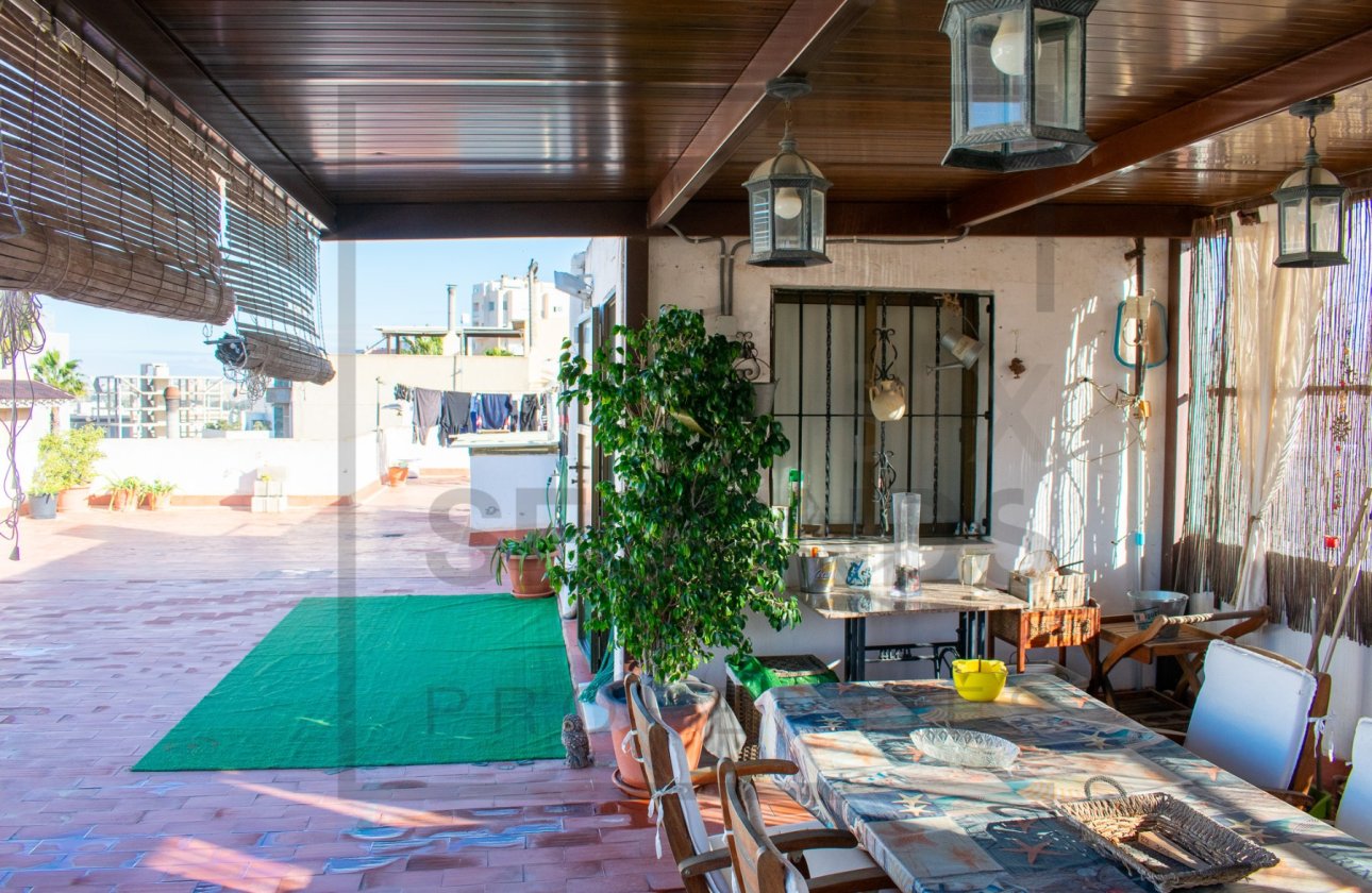 Resale - Villa / Semi detached - Guardamar del Segura - Guardamar pueblo