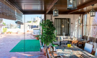 Resale - Villa / Semi detached - Guardamar del Segura - Guardamar pueblo