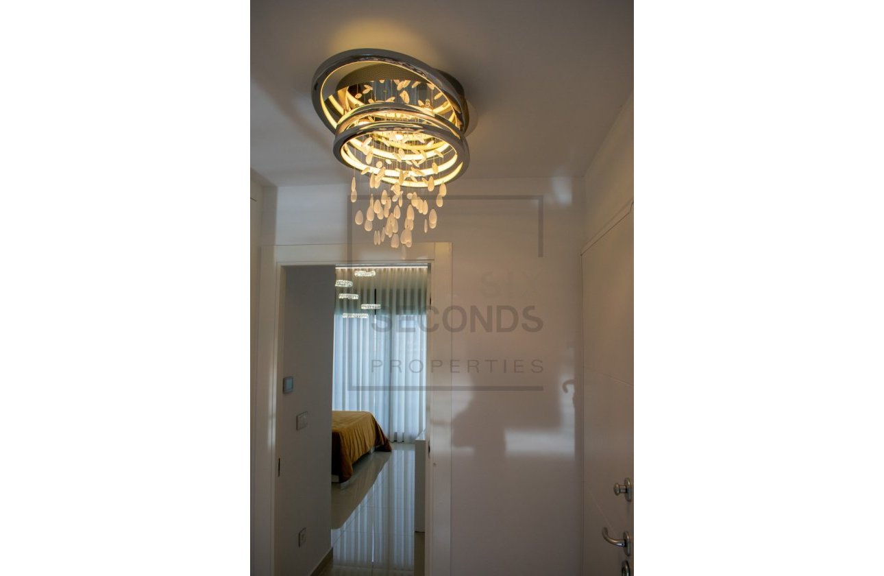 Reventa - Villa - San Miguel de Salinas - Urbanizaciones