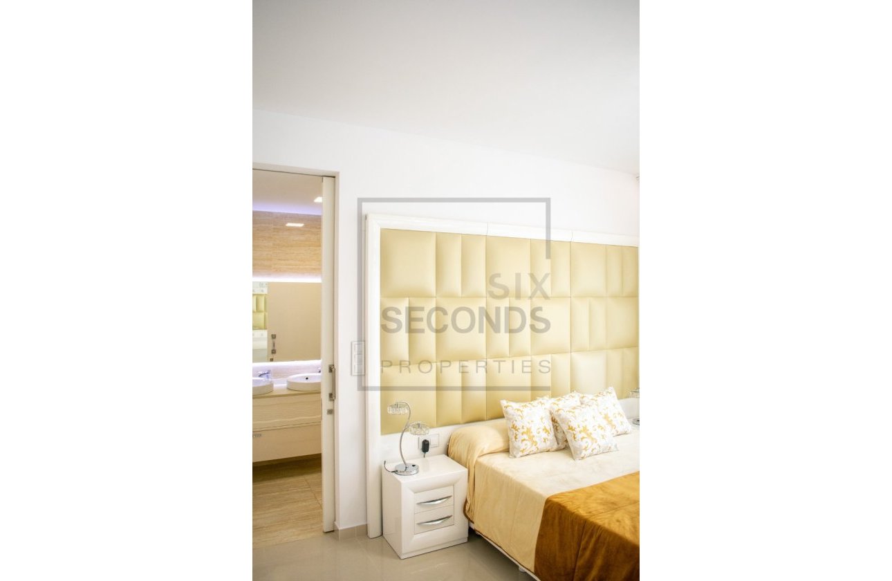 Reventa - Villa - San Miguel de Salinas - Urbanizaciones