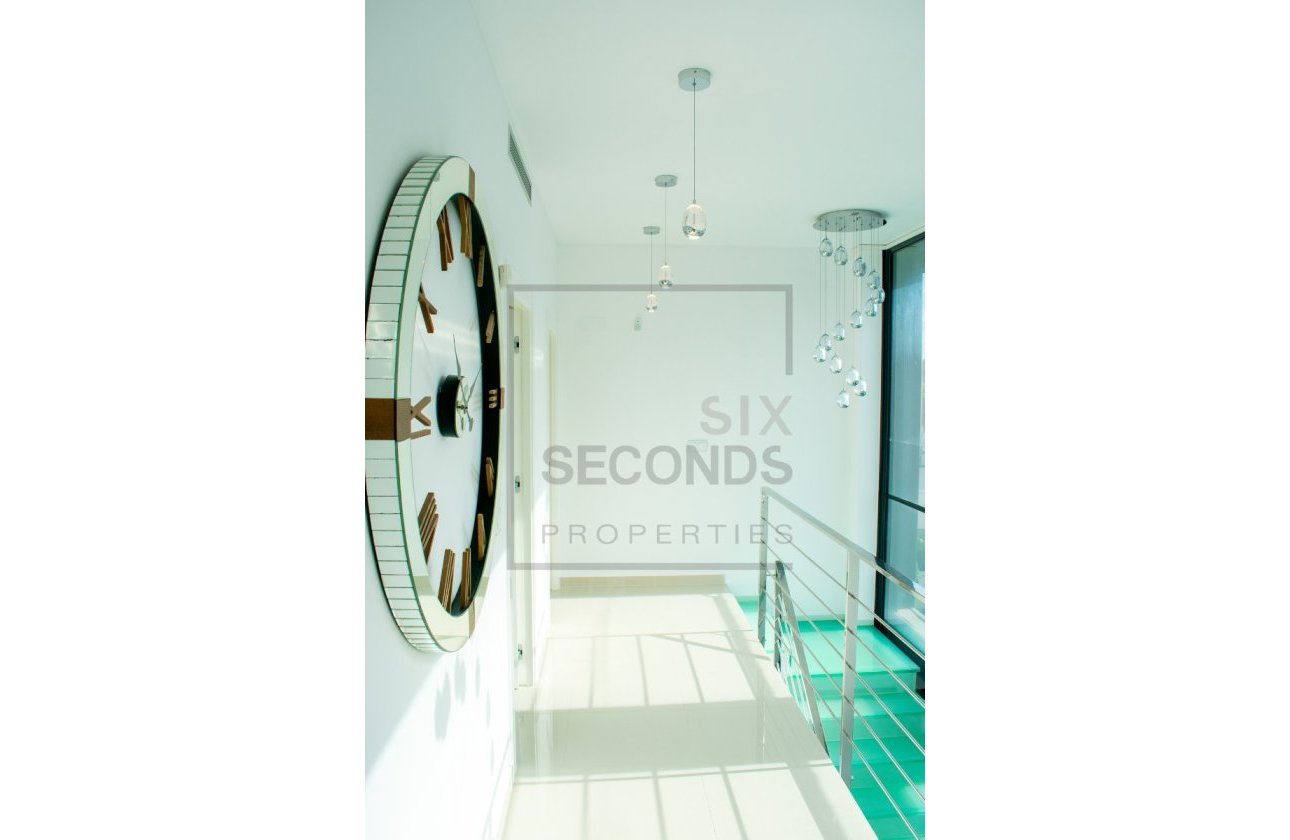 Reventa - Villa - San Miguel de Salinas - Urbanizaciones