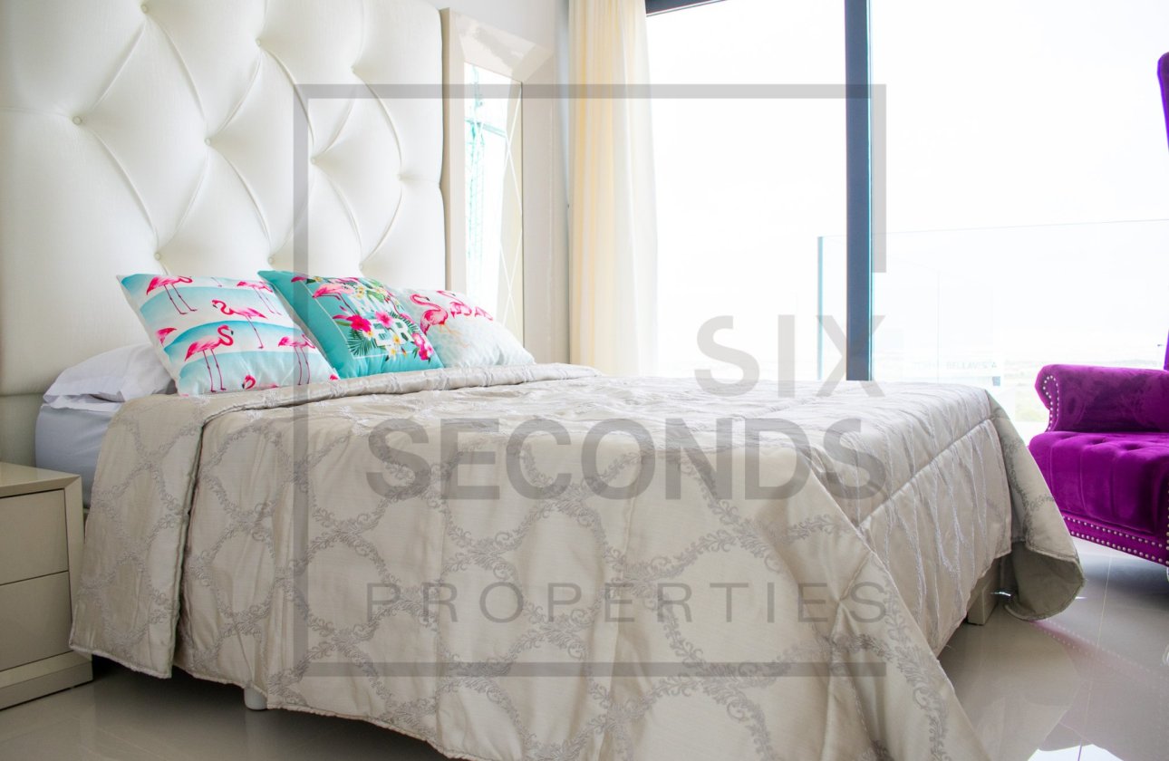 Reventa - Villa - San Miguel de Salinas - Urbanizaciones