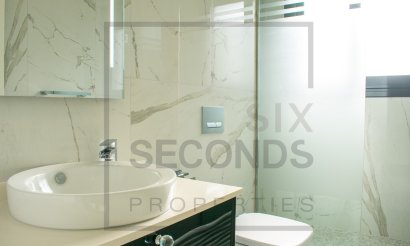 Reventa - Villa - San Miguel de Salinas - Urbanizaciones