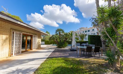 Reventa - Villa - Orihuela Costa - Las Filipinas