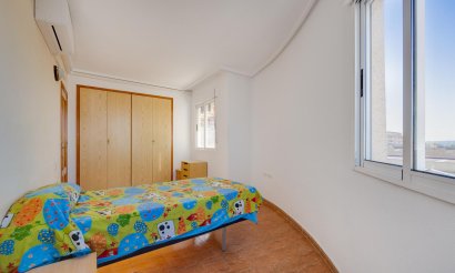 Resale - Apartment / flat - Torrevieja - Parque de Las Naciones