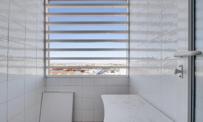 Resale - Apartment / flat - Torrevieja - Parque de Las Naciones