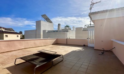 Resale - Villa - Orihuela Costa - Villamartín