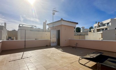 Resale - Villa - Orihuela Costa - Villamartín