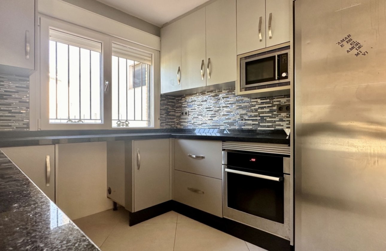 Resale - Villa - Orihuela Costa - Villamartín