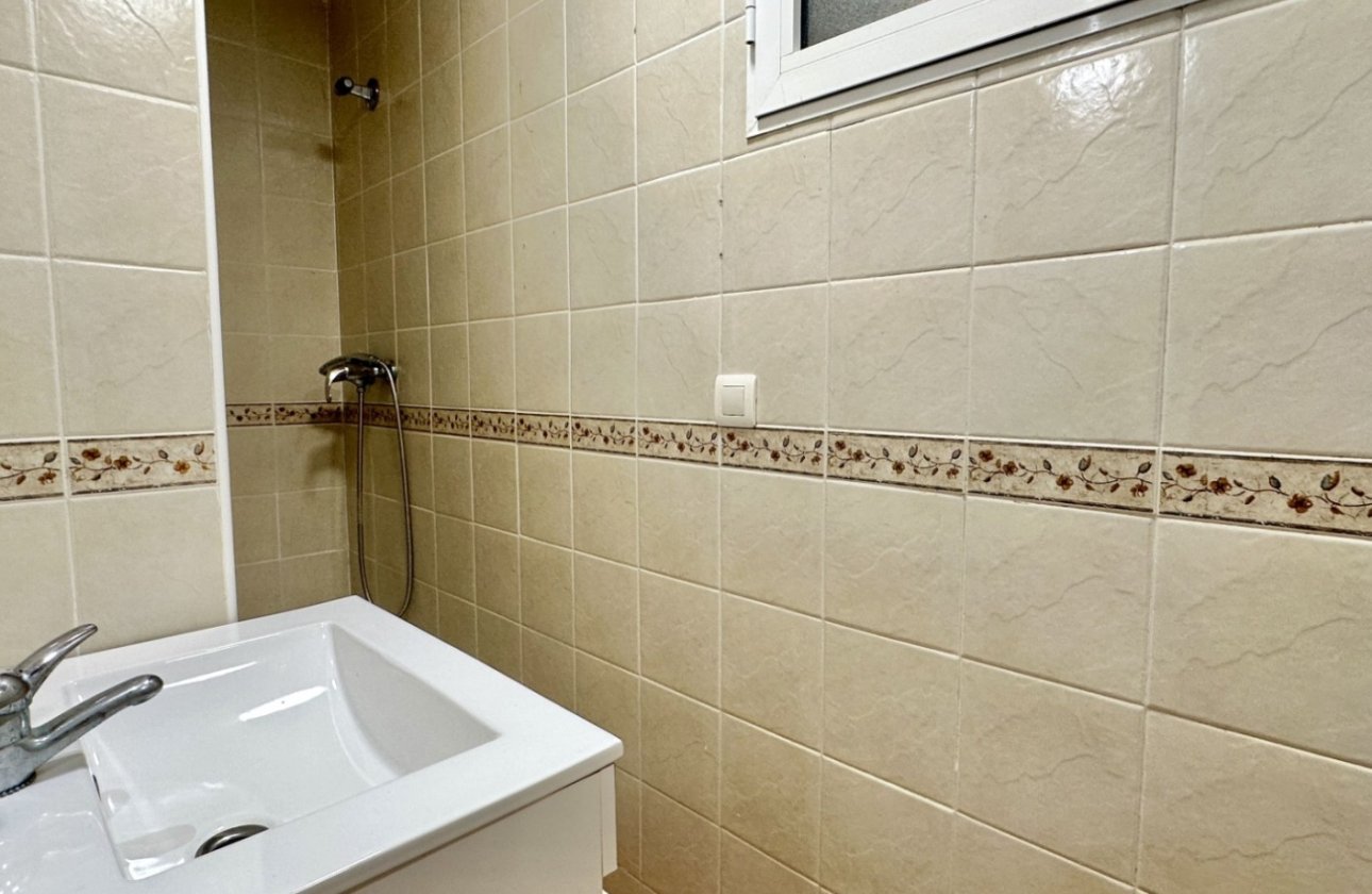 Resale - Villa - Orihuela Costa - Villamartín